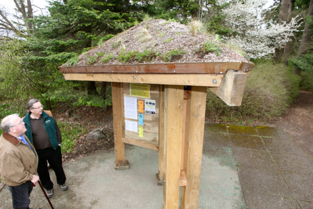 Checking-out-new-info-kiosk-from-above-610x407 Checking-out-new-info-kiosk-from-above-610x407