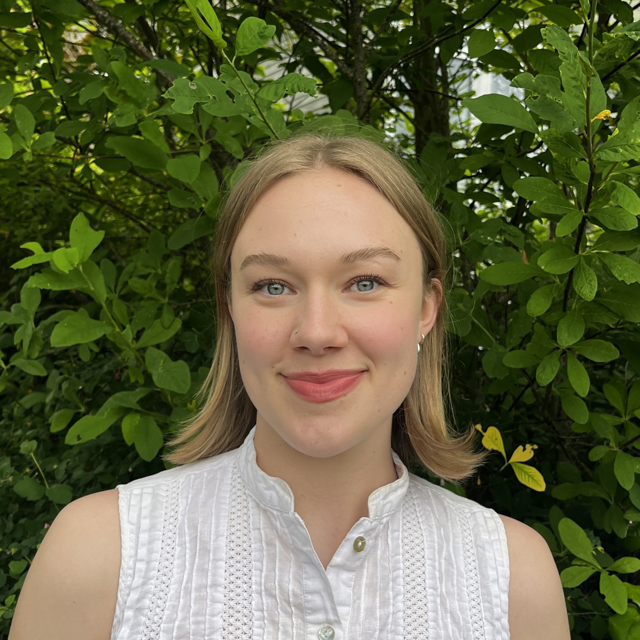 Ruby Ollivier Headshot Square